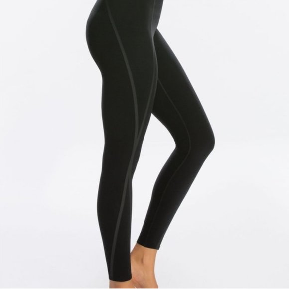 Spanx everyday leggings Clearance